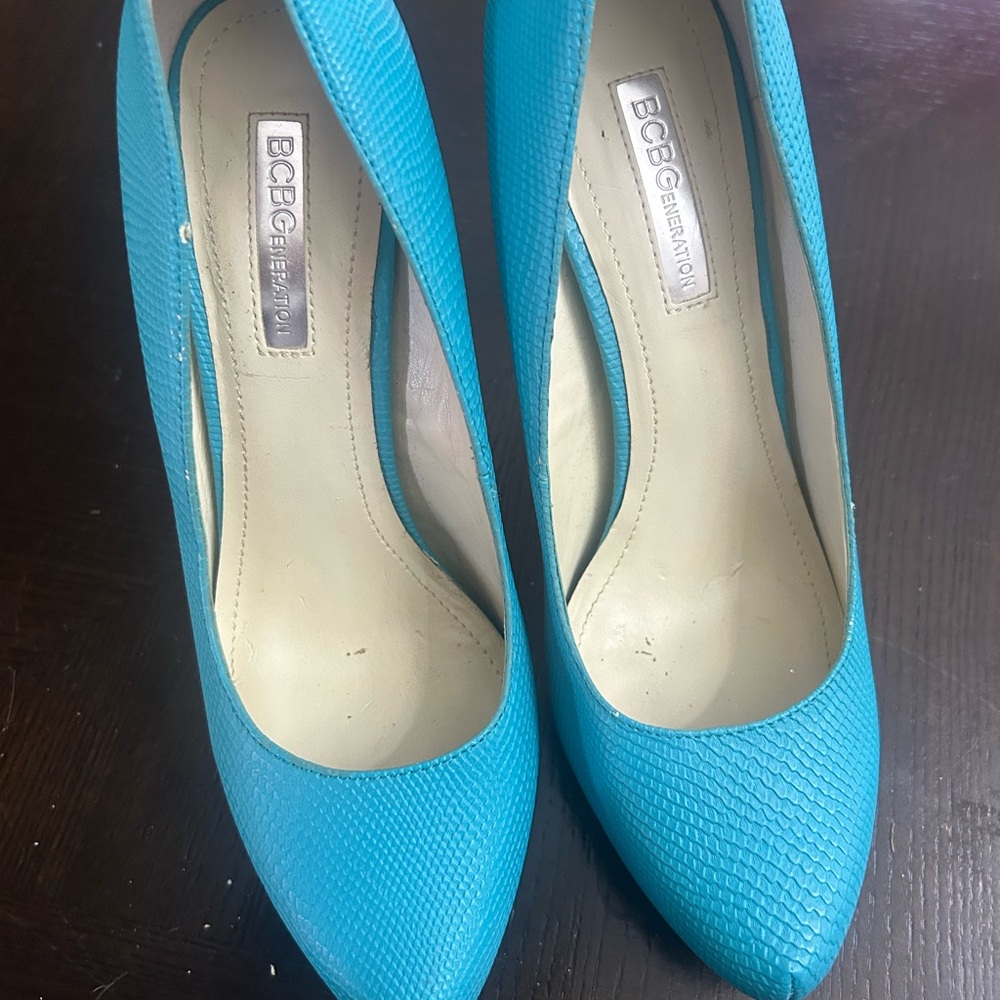 BCBGeneration Turquoise Textured Heels